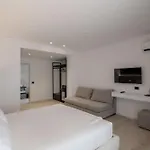 Hotel Arrei 4*