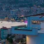 Hotel Arrei 4*