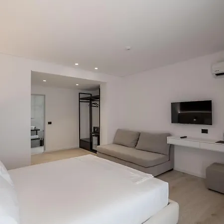 Hotell Arrei 4*