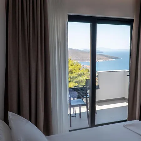 Arrei 4* Sarandë