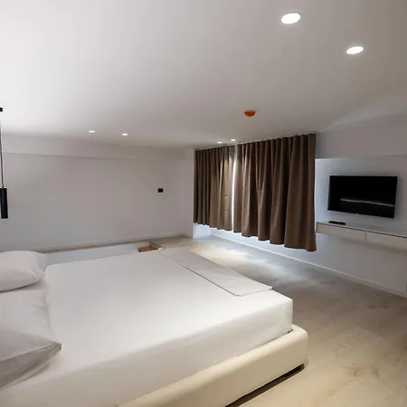 Arrei Hotel