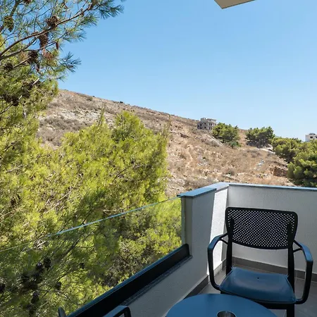 Arrei Hotel