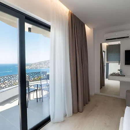 Arrei Hotel 4*