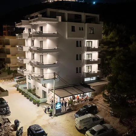 Arrei Hotel Saranda