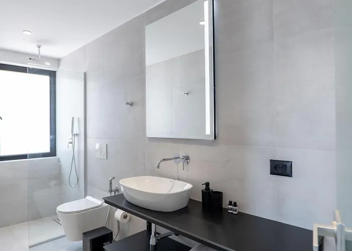 Hotel Arrei 4*