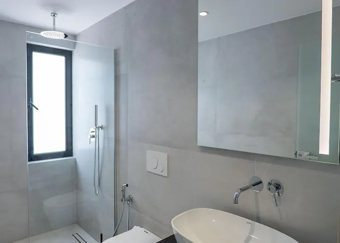 Arrei Hotel Sarandë