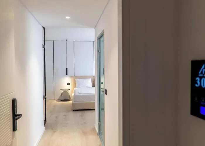 Hotel Arrei 4*